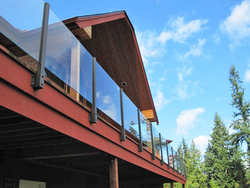 Exterior Deck Glass Railing Installation Bend Oregon